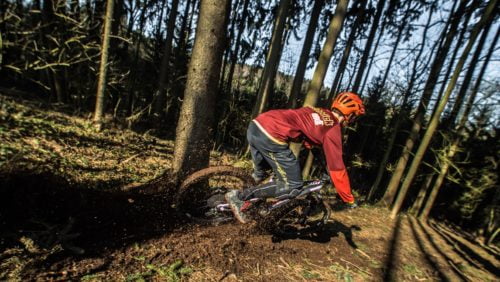 8 Best Mountain Bike Helmets For Protection