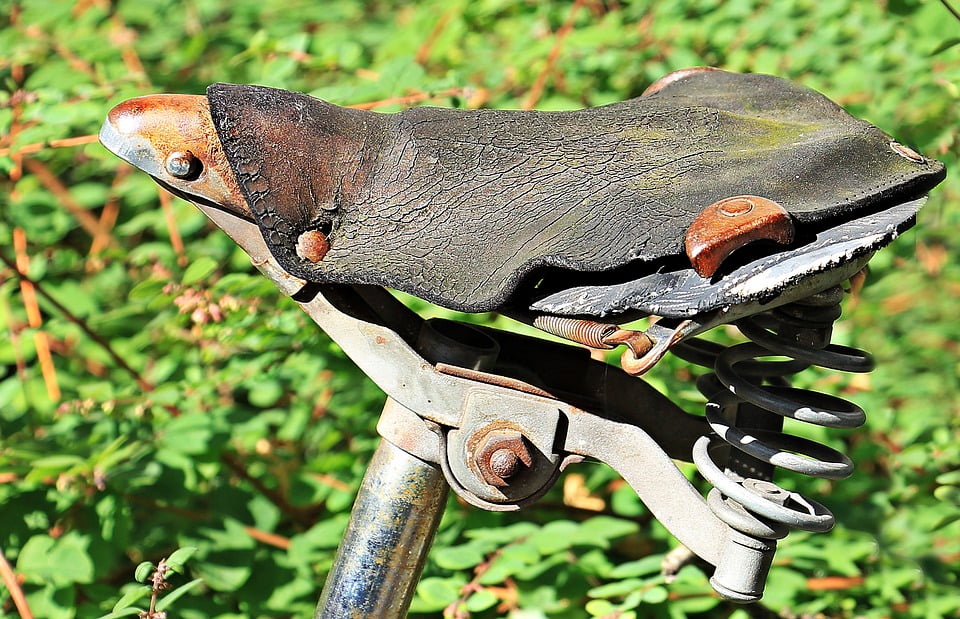 how to prevent saddle soreness cycling